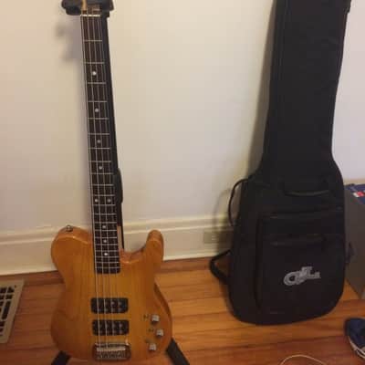 G&L USA ASAT Bass HH w/ Swamp Ash Body, #8 Neck Honeyburst w/ Maple Fretboard 2016