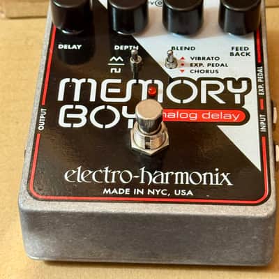 Electro-Harmonix MEMORY BOY ANALOG DELAY WITH CHORUS & VIBRATO ( Made in NY USA) image 2