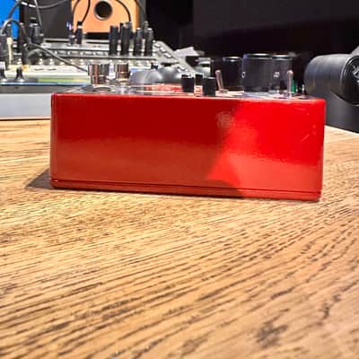 KMA Audio Machines Cirrus Spatial Temporal Modifier 2019 - 2021 - Red image 7
