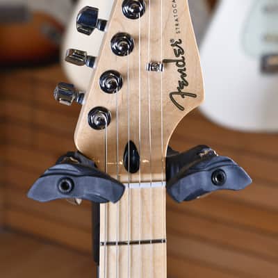 Fender Player Series Limited Edition Tortoise Shell Pickguard Stratocaster Maple Neck 3 Tone Sunburst image 4