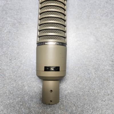Electro-Voice RE20 Cardioid Dynamic Microphone 1968 - Present - Gray image 2