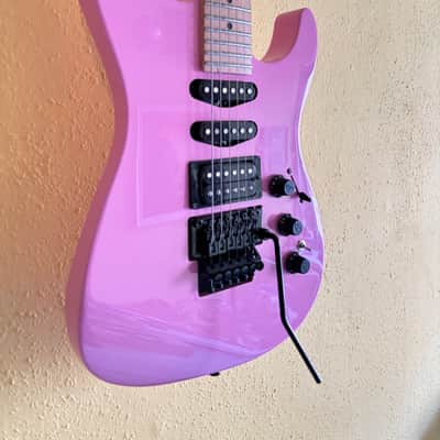 Fender Limited Edition HM Strat Reissue 2020 - Flash Pink image 2