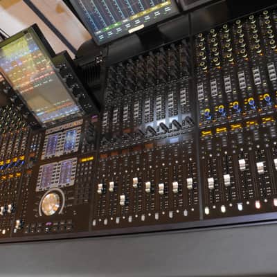 Avid S6 M40 32 channel image 6
