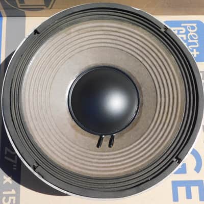 JBL 2206H 12" woofer image 1