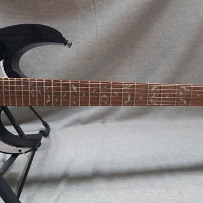 Ibanez Steve Vai Signature JEMJR-BK 2023 - Black image 4
