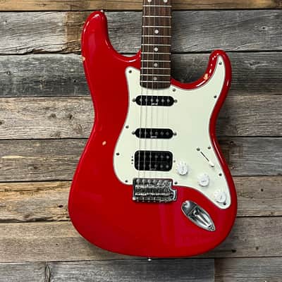 (18042) Squier Strat - Mighty Mite HSS Pickups with Rosewood Fretboard - Candy Apple Red image 11