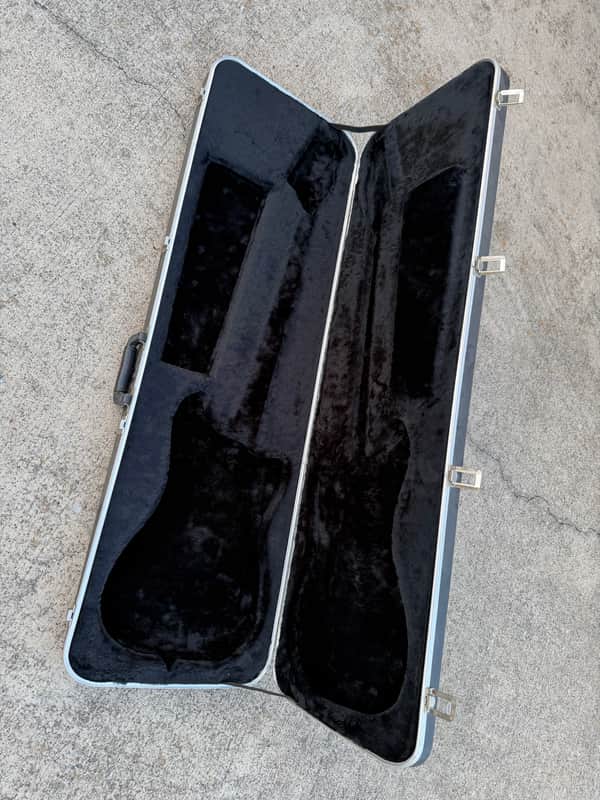 Fender Bullet Bass Deluxe (B-34)