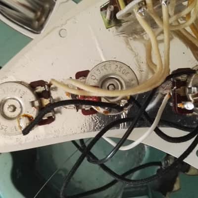Rare Mint 1997 USA Hot Rodded Fender Roadhouse Stratocaster with Custom Shop Texas Specials, Shallers, VIDEO! image 19