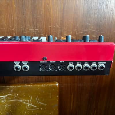 Nord Lead 3 49-Key 24-Voice Polyphonic Synthesizer w/ gig bag image 10