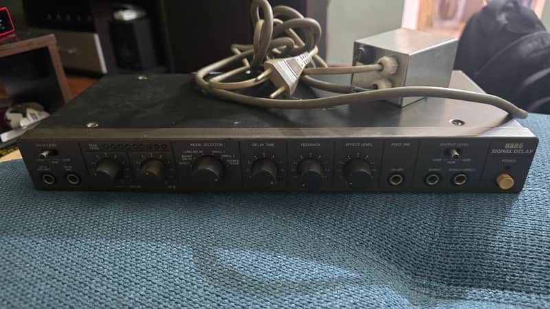 Korg SD-400 Vintage Analog Signal Delay / Echo Rack Unit image 1