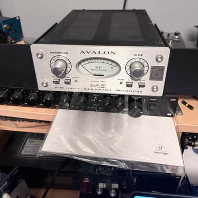 Avalon M5 Microphone Preamplifier 2010s - Silver image 2