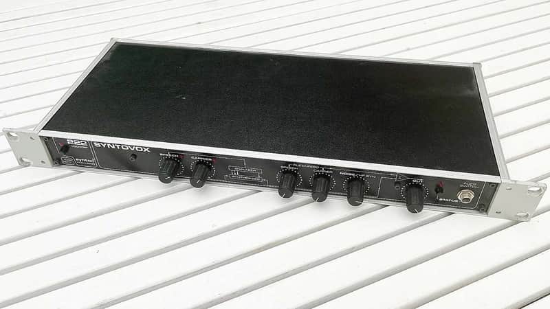 Synton Syntovox 222 - vocoder image 1