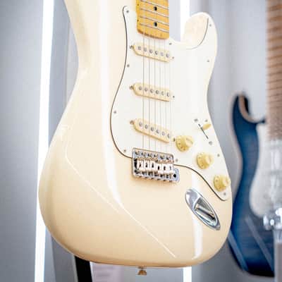 Fender Japan JV Modified 60s Strato MN OLW image 2