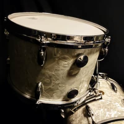 Gretsch Round Badge Jazz Kit Vintage 60s 16"x12" bass drum! image 5
