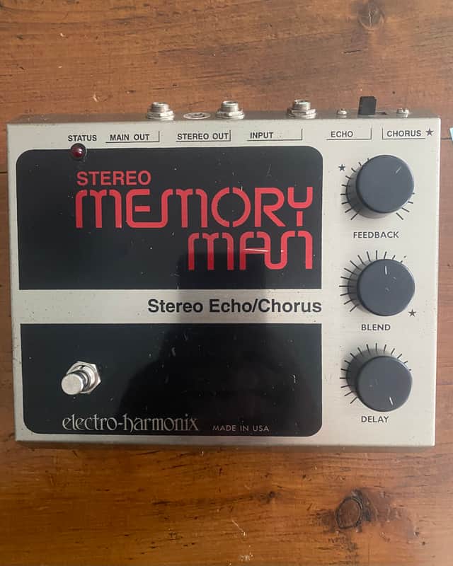 Electro-Harmonix Stereo Memory Man Reissue with 24V Adapter 2004 - 2008 - Silver image 1