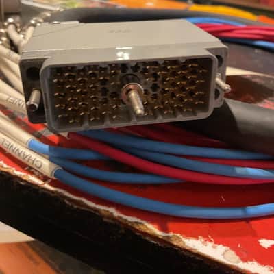 Horizon 4ft 516 56 pin to 1/4" trs 16 channel in/out image 2