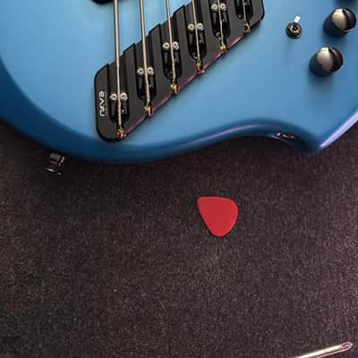 Bass bridge 6 strings for fanned scale multiscale Dingwall Retrofit by Nova Guitar Parts image 4