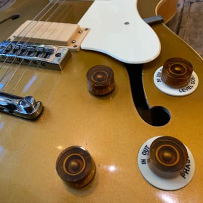 1970's Gibson Les Paul Signature model in Goldtop finish & Hard shell case image 18