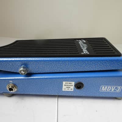 Fulltone MDV-3 Deja Vibe Vibrato Effects Pedal w/Original Box & Power Supply image 4