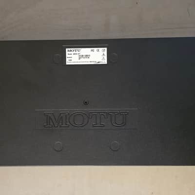 MOTU MIDI Express XT USB MIDI Interface 2017 - Present - Black image 8