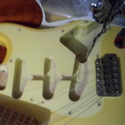 1987 AVRI Fender Stratocaster American Vintage 1962 Reissue AVRI White Sim Neck 8 Lbs image 15