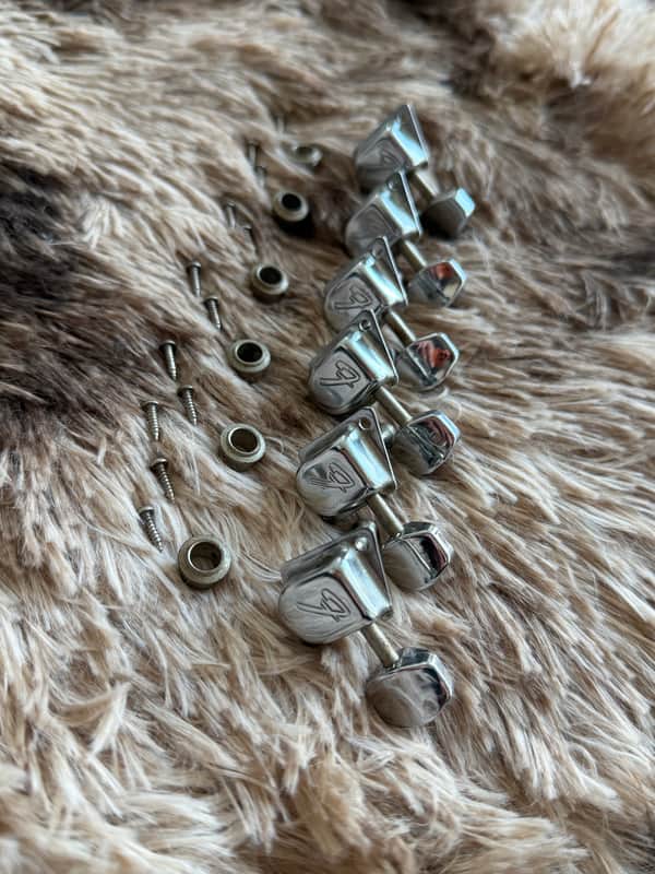 Late 1960s Fender Stratocaster / Telecaster F Logo Vintage Tuners Set - Chrome image 1