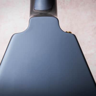 GIBSON USA Custom Shop M2M Flying V Custom "Cobra Burst + Ebony" (2026) image 15