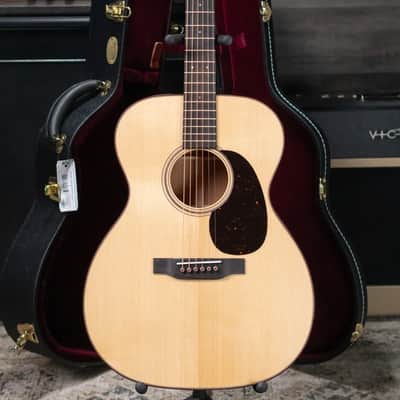 Martin 000-18 Modern Deluxe Acoustic Guitar with Hardshell Case image 14