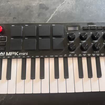 Akai MPK Mini MKIII 25-Key MIDI Controller 2020 - Present - Red with Black Keys