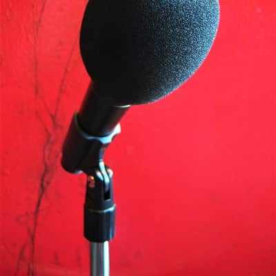 AKG D8000S Dynamic cardioid microphone Low Z w accessories # 1 image 2
