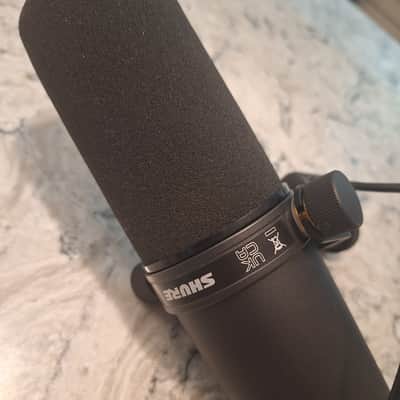 Shure SM7B Cardioid Dynamic Microphone image 3