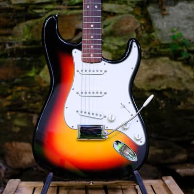 Fender Stratocaster 1966 - Sunburst image 4