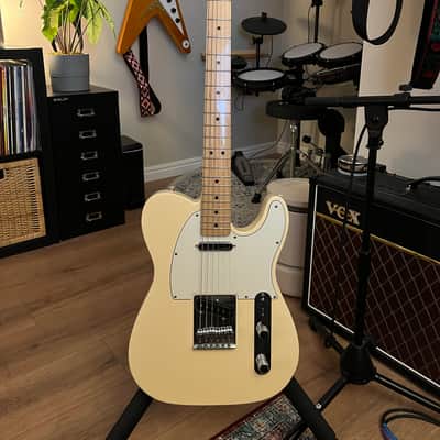 Fender Standard Telecaster + Gig Bag image 1