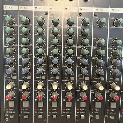Yamaha EMX5014C 14 Input Compact 500w Powered Mixer image 6
