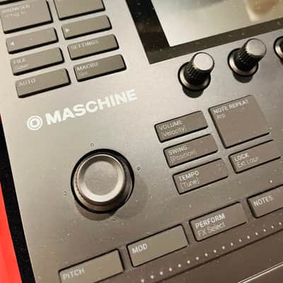 Native Instruments Maschine MKIII | Reverb
