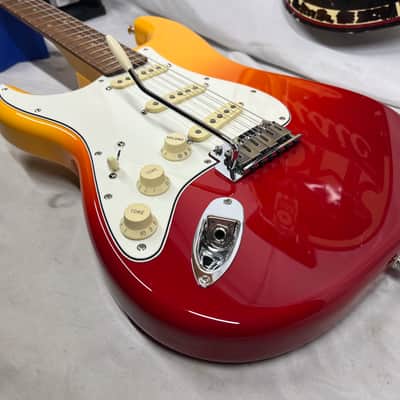 Fender Player Plus Stratocaster Strat Left-Handed Lefty Electric Guitar MIM - Made in Mexico - Tequila Sunrise image 19