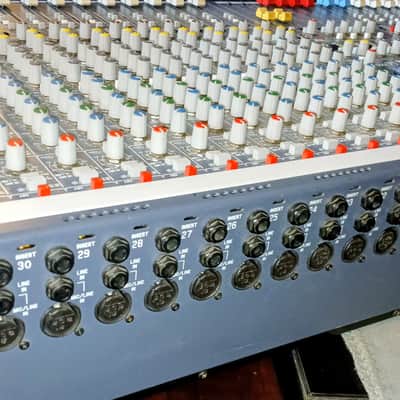 Allen & Heath GL2000 32 Channel Analog Mixing Board Mixer 4 Groups image 9