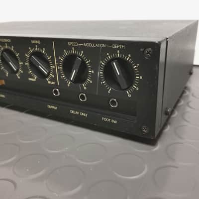 Yamaha E1005 Analog Delay *BBD MN3005 chips, full recap!* image 11