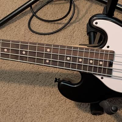 Kala UBASS-SB5-BK-FS Solid Body Fretted 5-String U-Bass 2023 - Present - Jet Black image 2