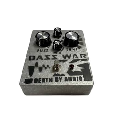 Death By Audio Bass War image 3