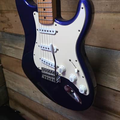 2001 Fender Standard Stratocaster SSS MN - Midnight Blue image 4