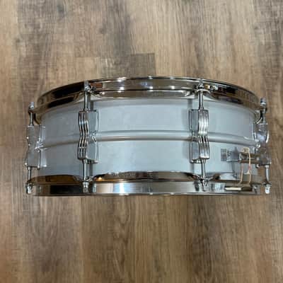 Ludwig L-404 Acrolite 5x14" 8-Lug Aluminum Snare Drum with Rounded Blue/Olive Badge 1980’s image 4