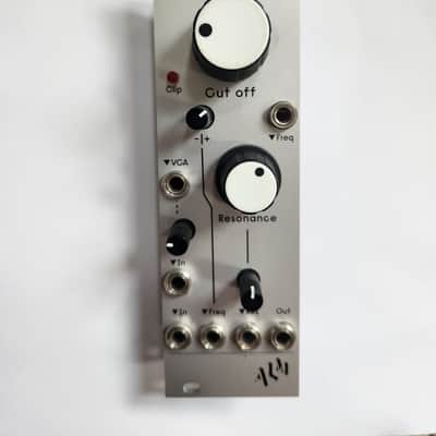 ALM/Busy Circuits ALM018 Mum M8 Low Pass Filter Eurorack Synth Module 2017 - Present - Silver image 1