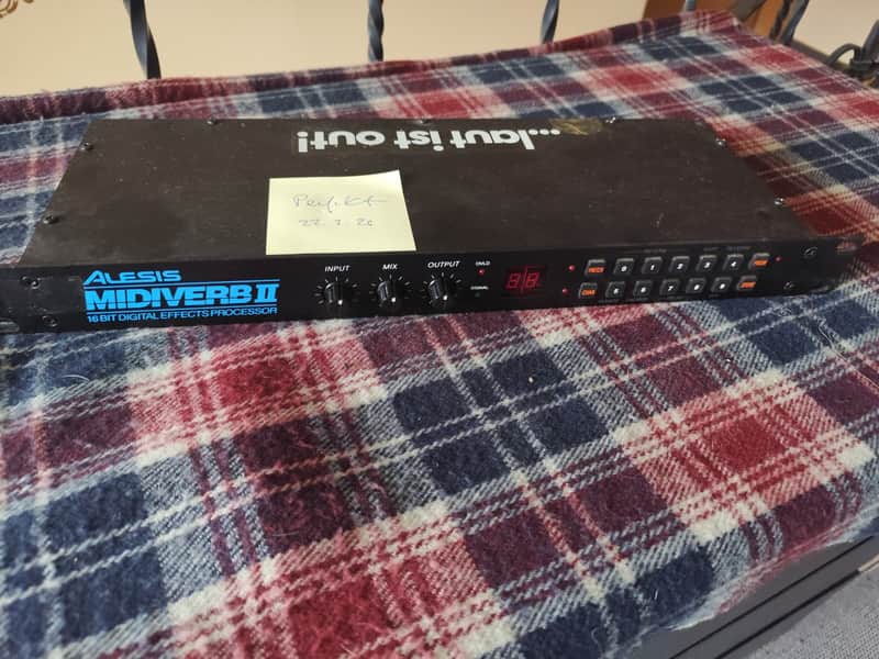 Alesis Midiverb II 16-Bit Digital Effects Processor | Reverb
