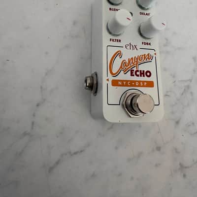Electro-Harmonix Pico Canyon Echo Digital Delay image 3