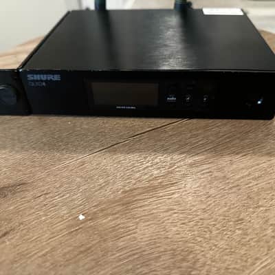Shure QLXD4 Wireless Receiver– G50 Band – Mint Condition image 5