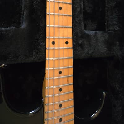 G&L F-100 1982 - Black image 4