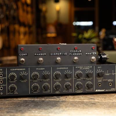 Maxon (Ibanez) UE401 Multi Effects Unit w/footswitch - 1980’s image 2