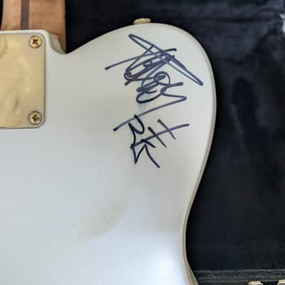 Collectors LSL T Bone One Limited Edition, signed by Frank Iero from My Chemical Romance image 5