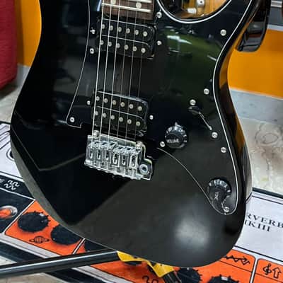 Ibanez Giò Black electric guitar image 1